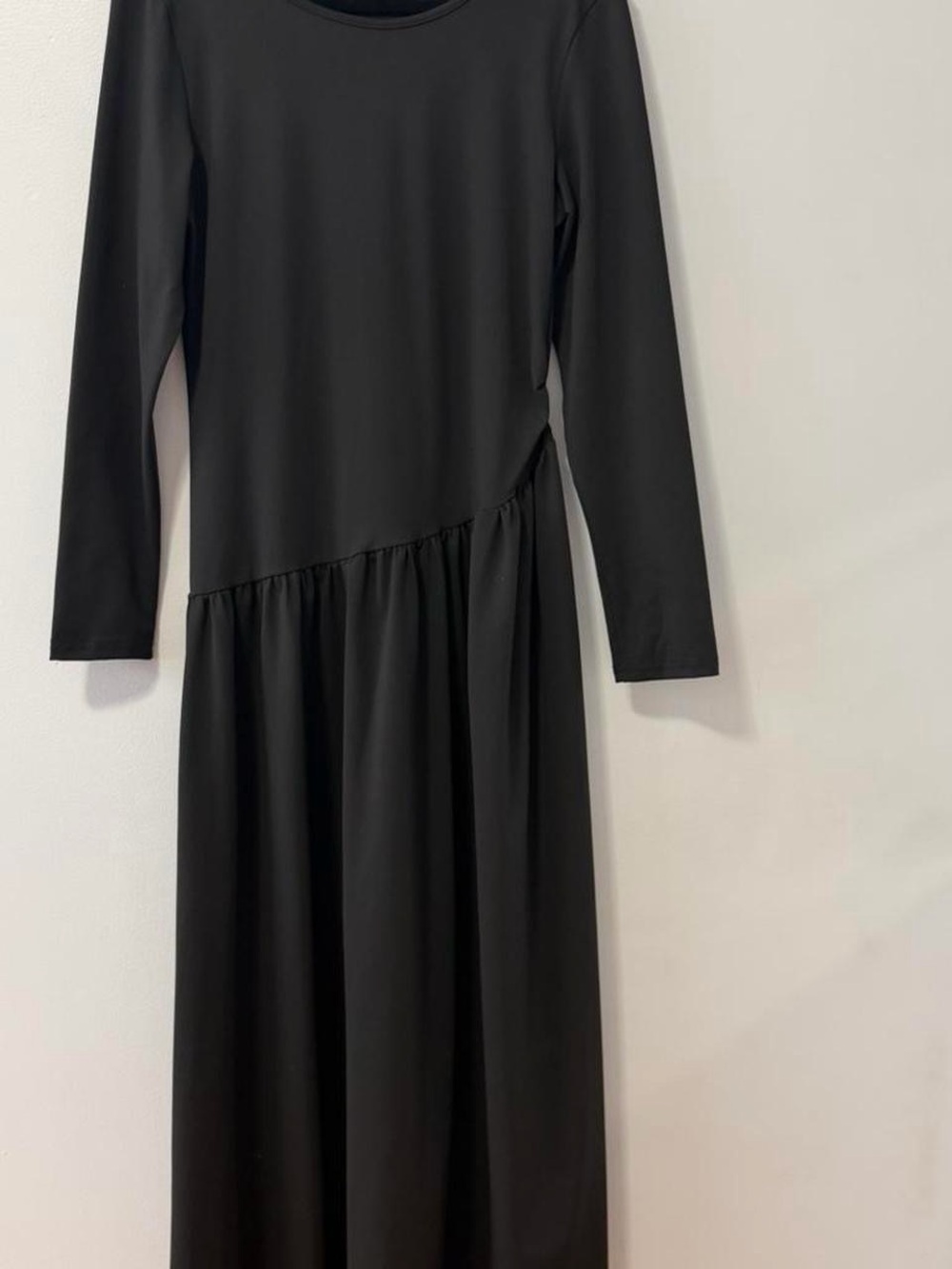 Women’s Black Long Sleeve Asymmetrical Waist Maxi Dress